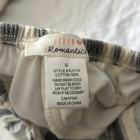 Romper grey and white stripped - Picture 5 of 5